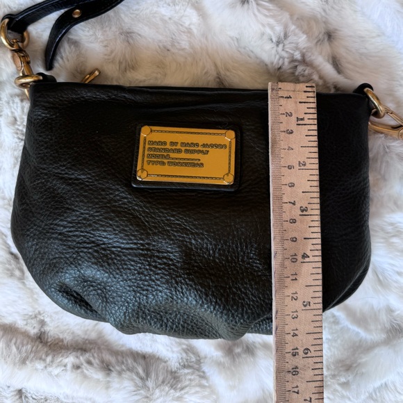 Marc by Marc Jacobs Classic Q Percy Small Black Leather Crossbody bag purse - Picture 8 of 13